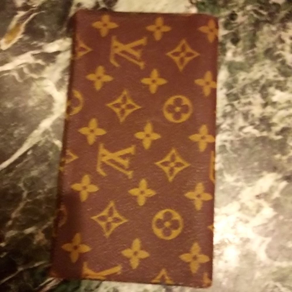 LARGE VINTAGE LV WALLET